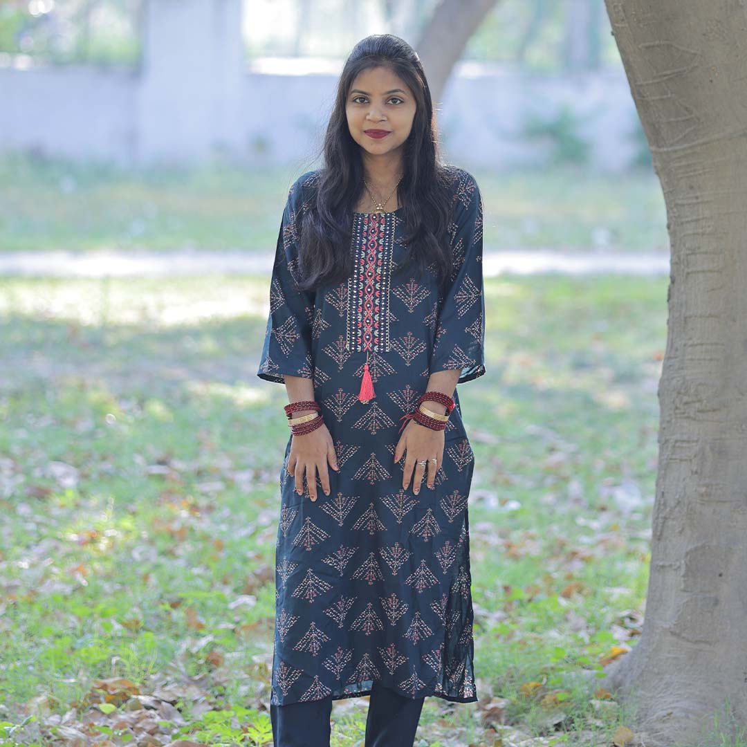 Pahnawaa Midnight Blossom Straight Kurta