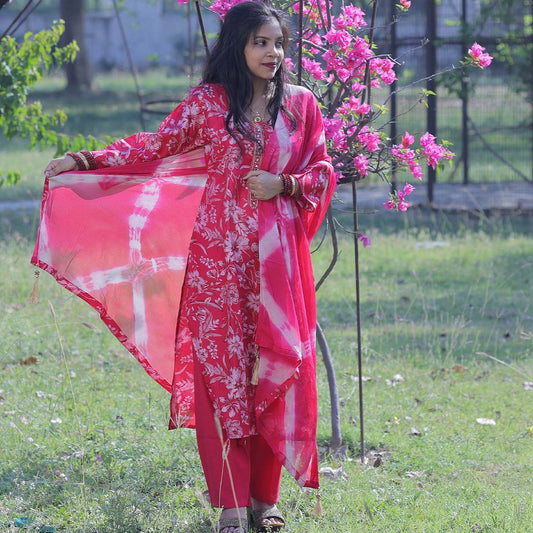 Pahnawaa Scarlet Bloom Floral Suit Set