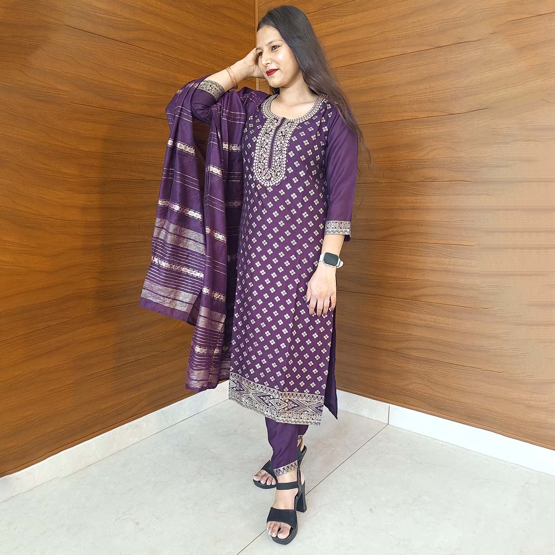 Pahnawaa Purple Silk Suit Set with Round Neck