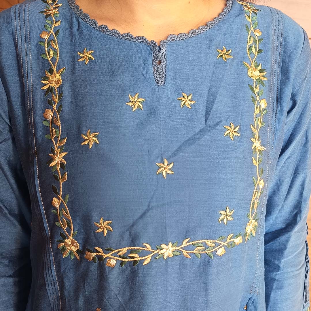 Pahnawaa Graceful Peacock A-Line Midi Dress