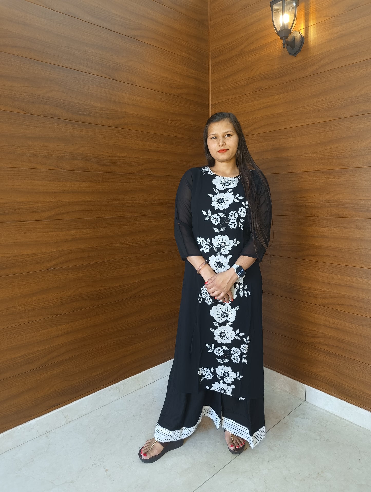 Pahnawaa Black Floral Print Kurti Set