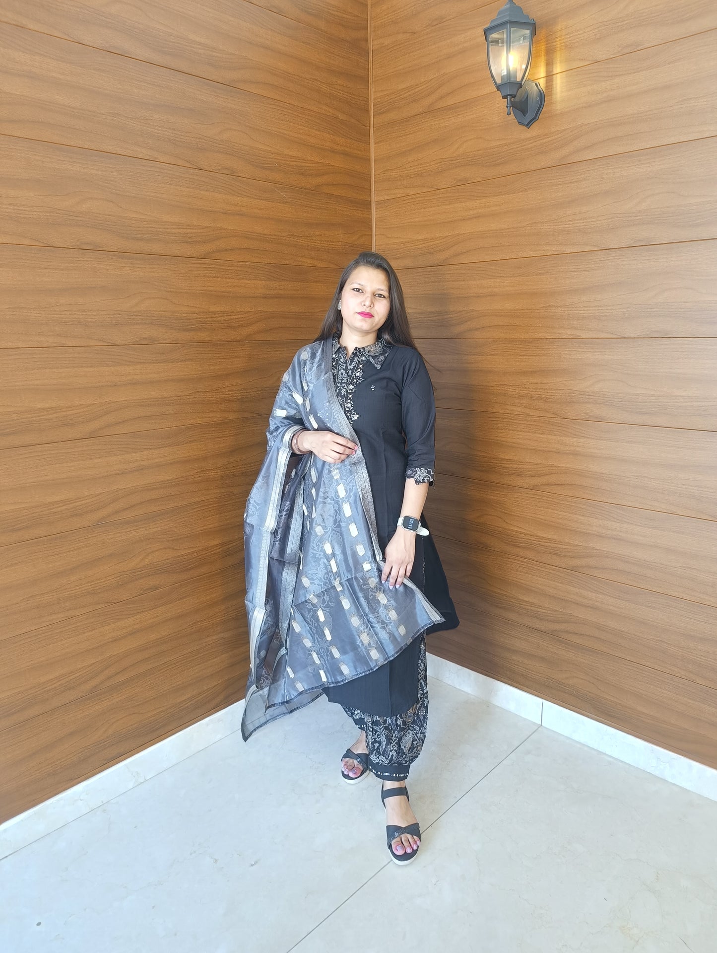 Pahnawaa Black Collared Suit with Designer Pant & Organza Dupatta