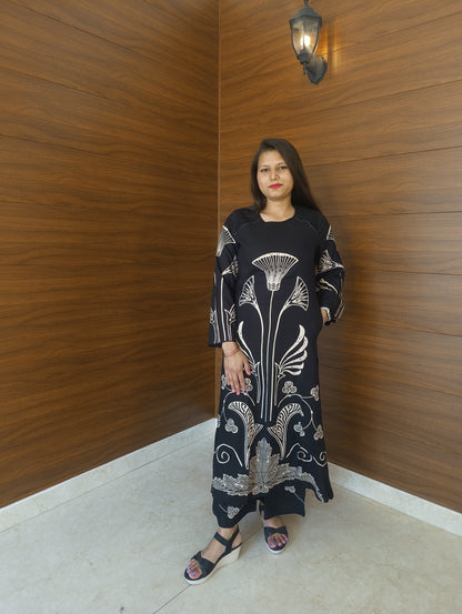 Pahnawaa Elegant Black Plazoo Suit Set with Embroidered Kurta.