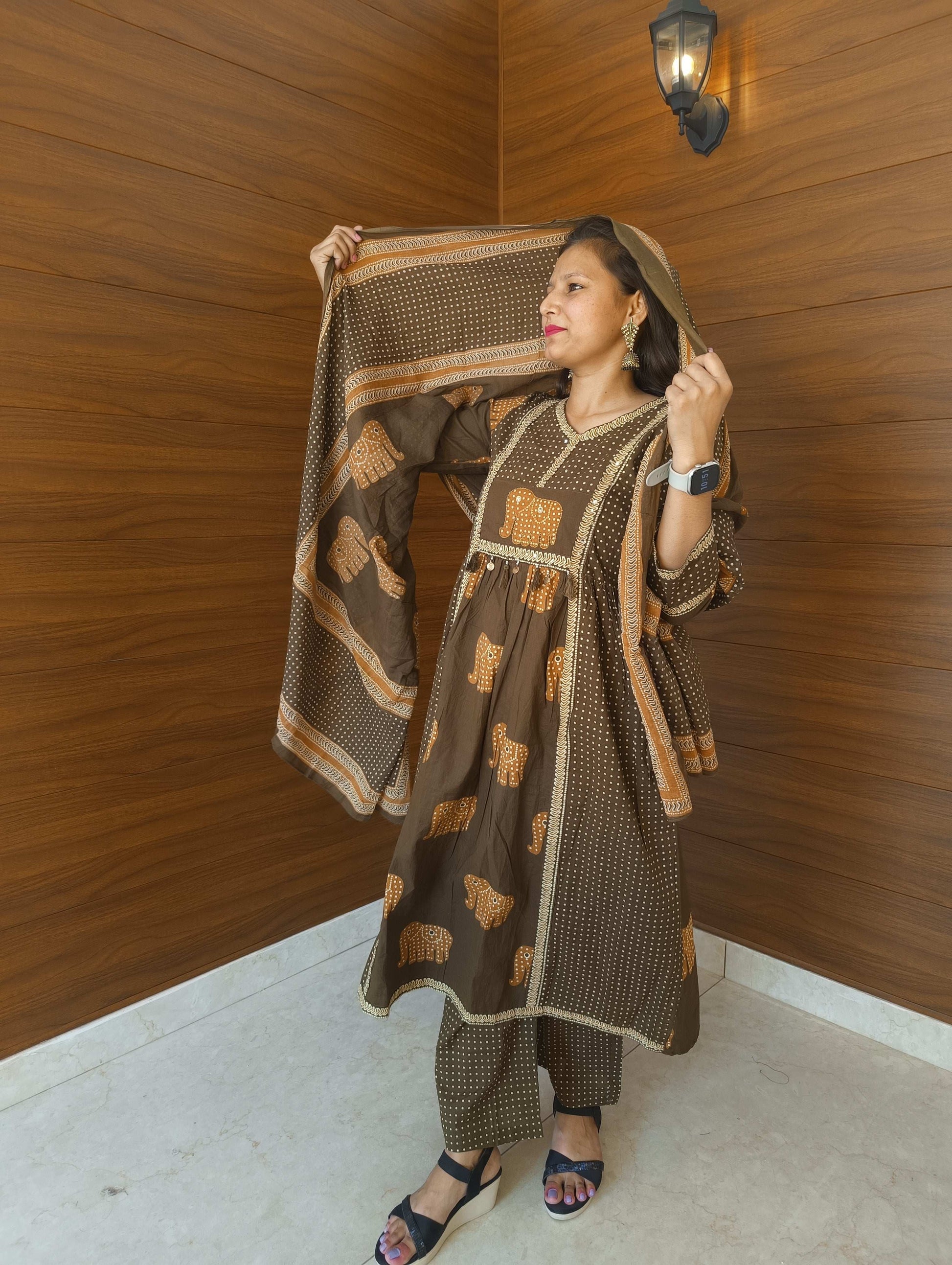 Pahnawaa Mehendi Green Suit with Elephant Print