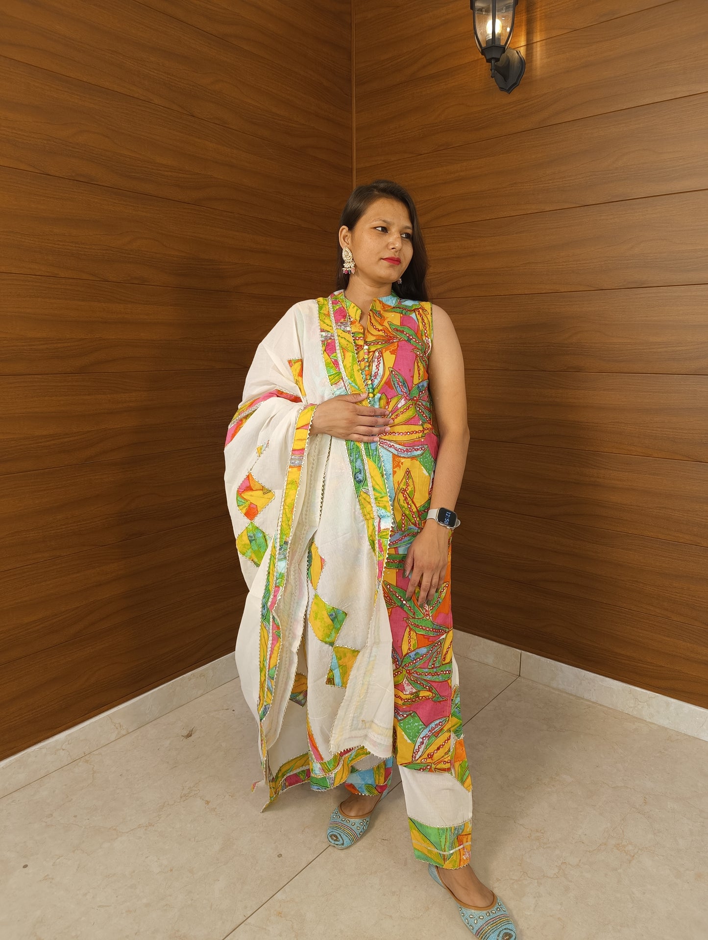 Pahnawaaa White Multicolor Printed Suit with Work