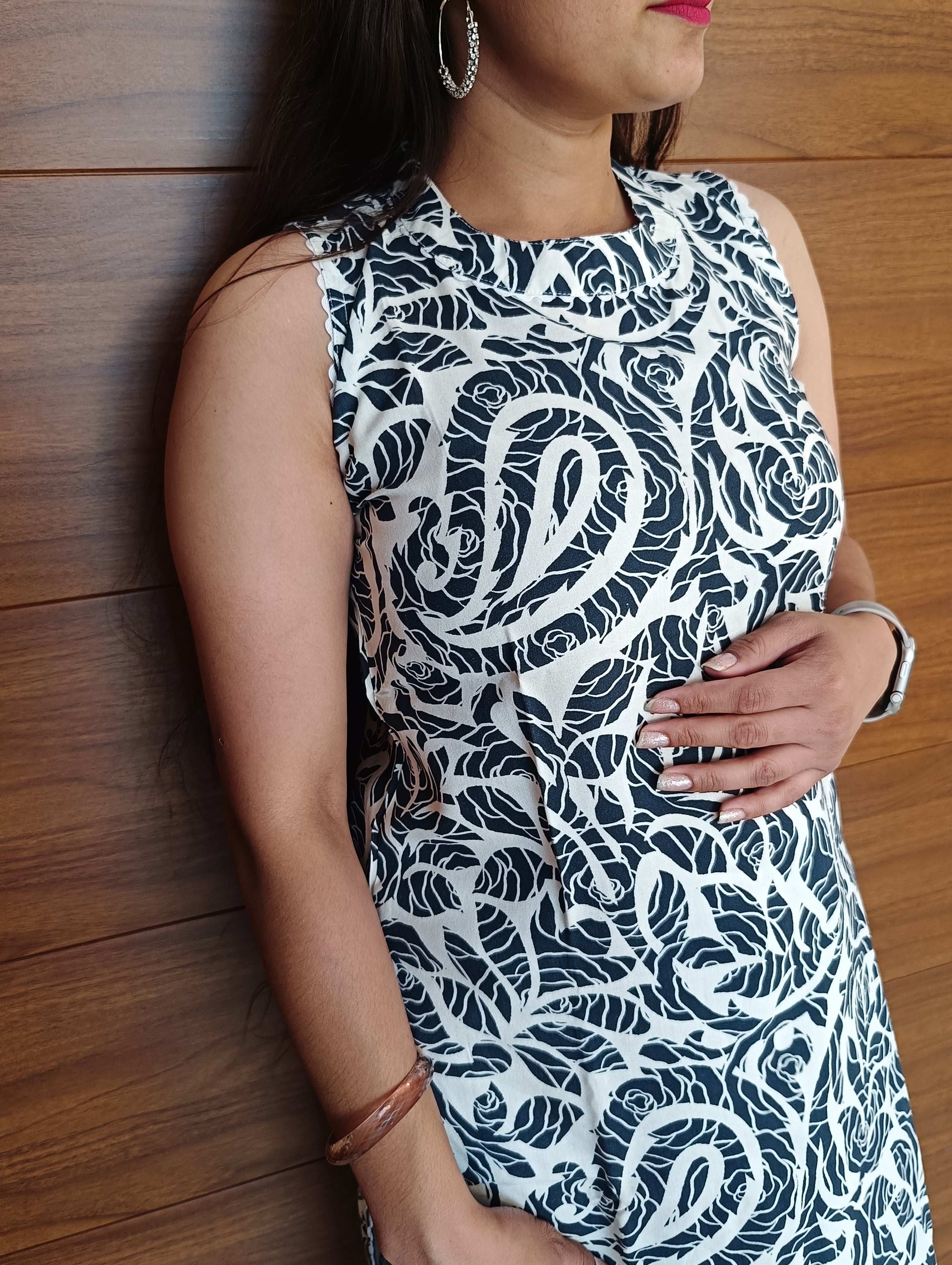 Pahnawaa White & Blue Lace Kurti