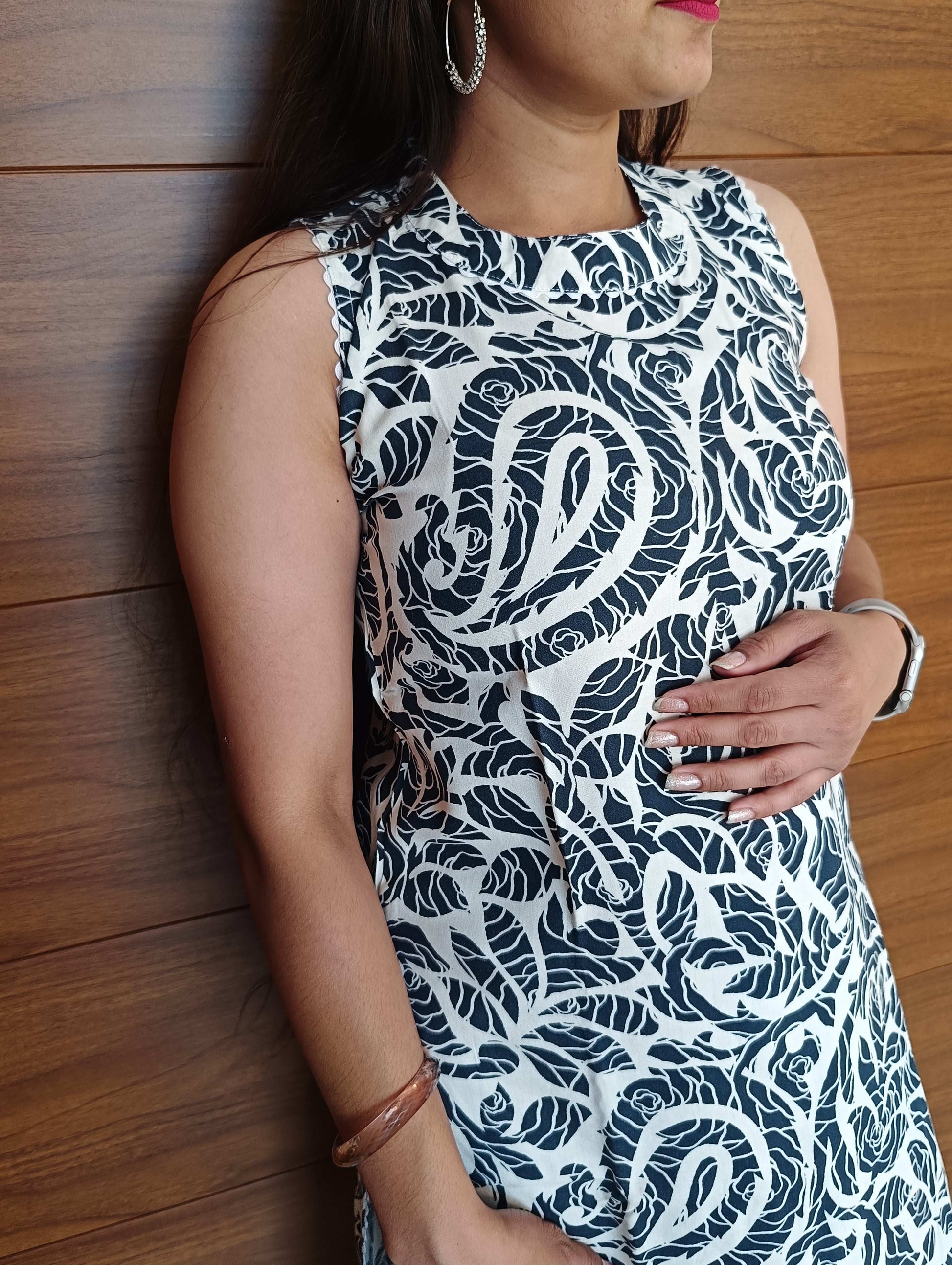 Pahnawaa White & Blue Lace Kurti