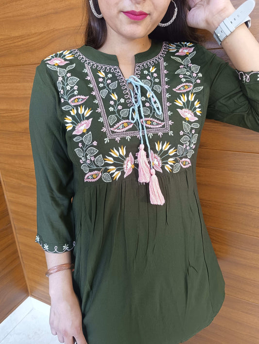 Pahnawaa Fern Green Handwork Top