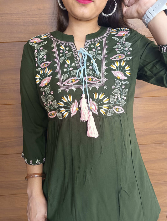 Pahnawaa Fern Green Handwork Top