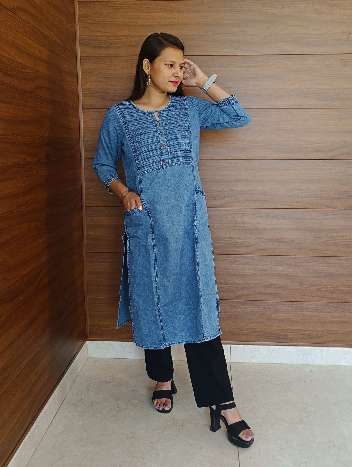 Pahnawaa Denim Look Cotton Kurti