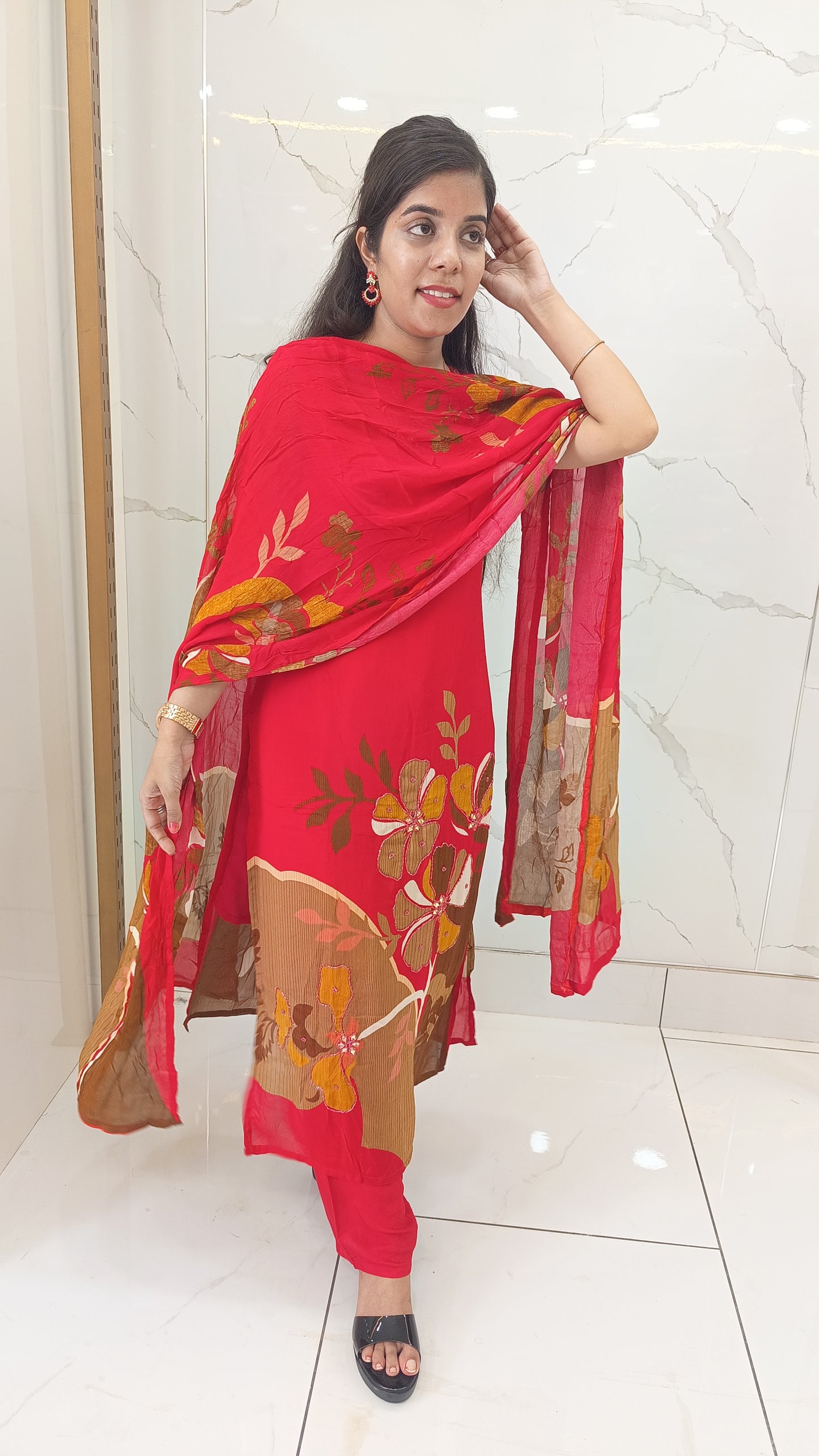 Women’s Red Chinnon Kurta Set with Dupatta